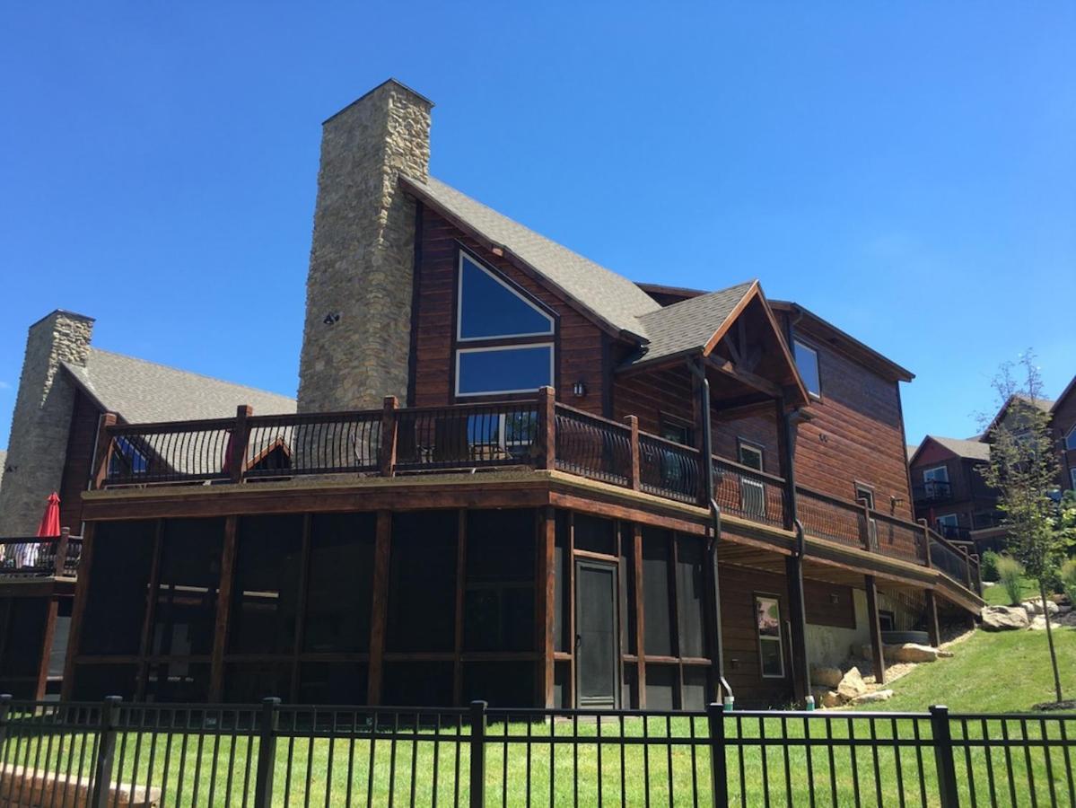בראנסון Watermill Cove Resort Lakefront Lodge By Silver Dollar City Pool Lazy River מראה חיצוני תמונה